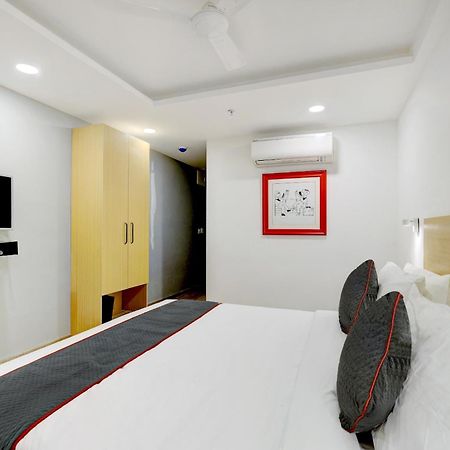 Готель Super Townhouse Rajyash Rise Sarkhej Екстер'єр фото